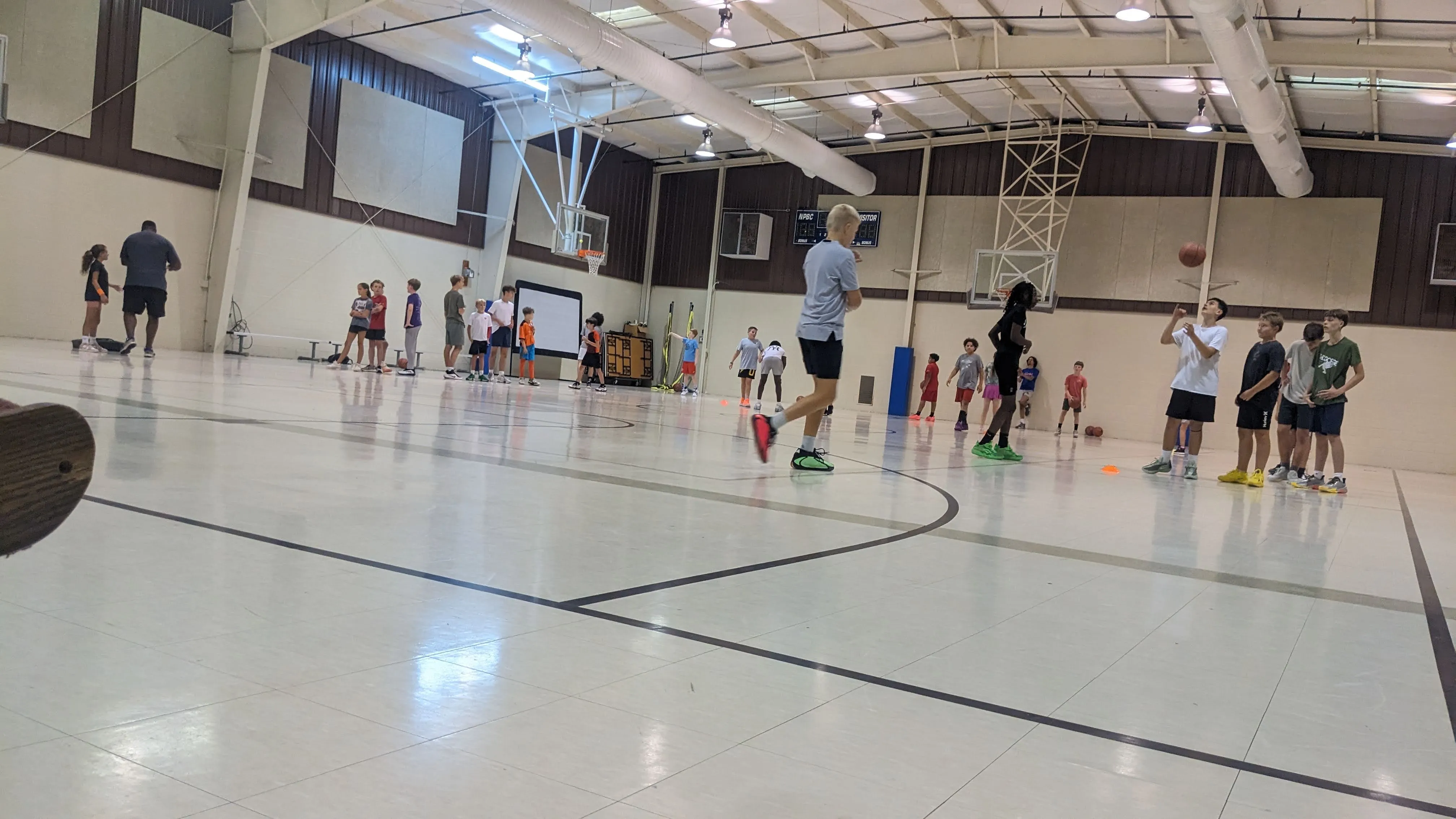 Middle School Basketball Camp Brings Out More Than 30 Athletes
